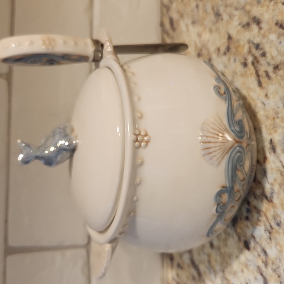 Coastal Seashell Covered Dish With Spreader - Picture 3 of 10